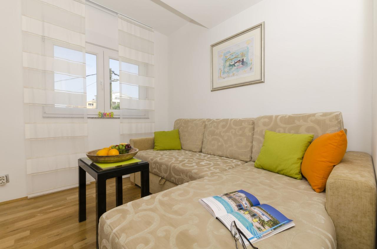 Apartments Maja Donji Okrug  Bagian luar foto