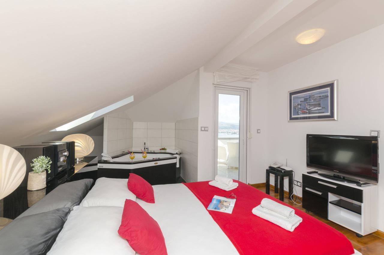 Apartments Maja Donji Okrug  Bagian luar foto