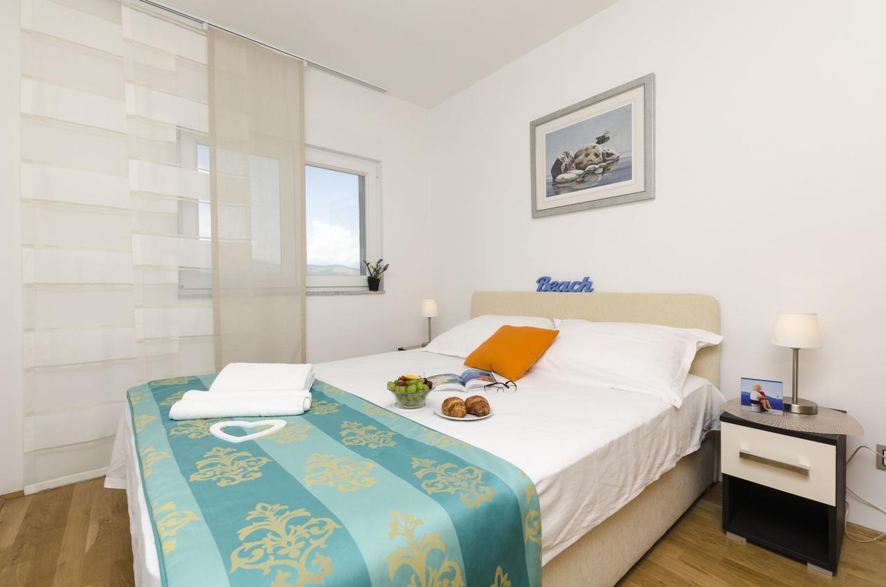 Apartments Maja Donji Okrug  Bagian luar foto