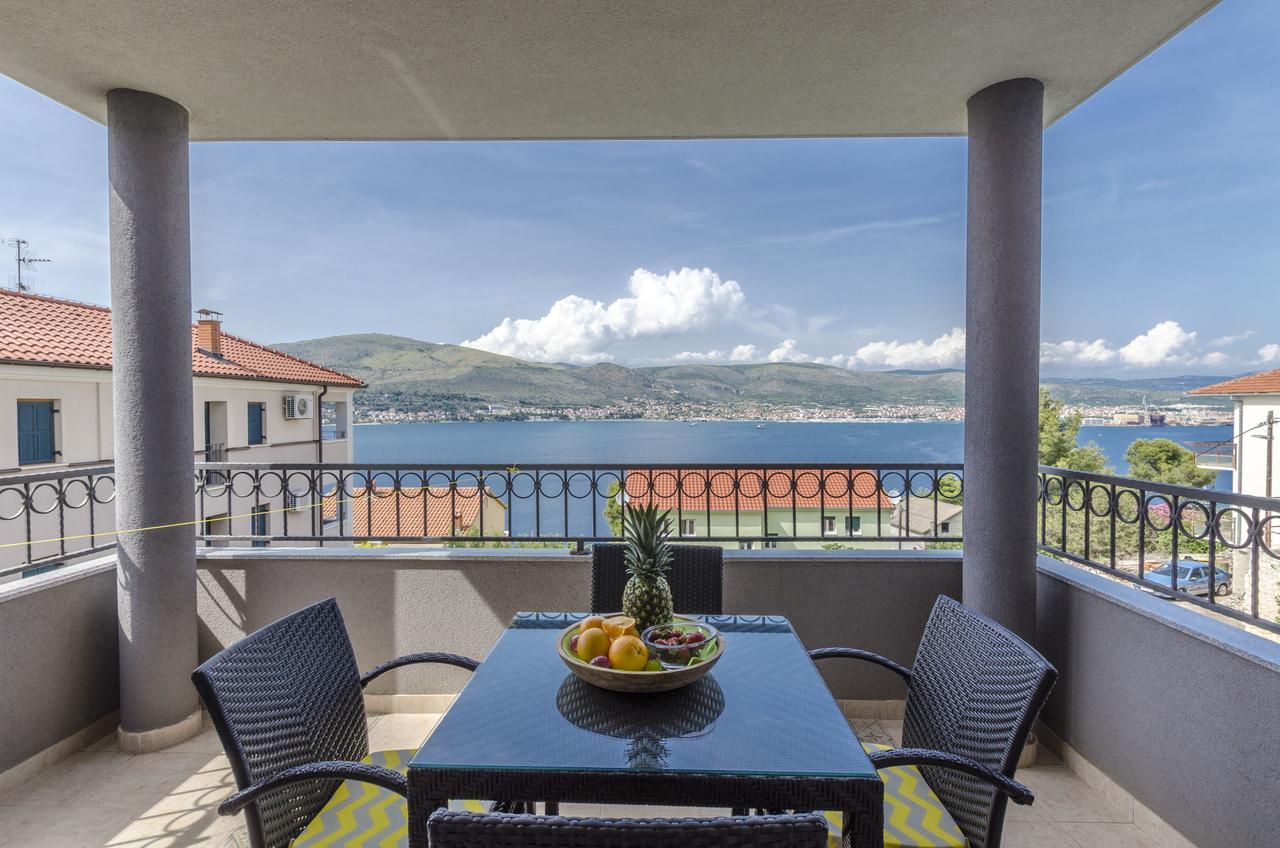 Apartments Maja Donji Okrug  Bagian luar foto
